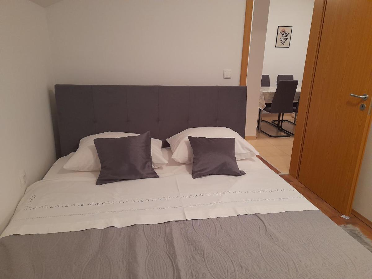 Apartments Lotus Sukošan Eksteriør billede