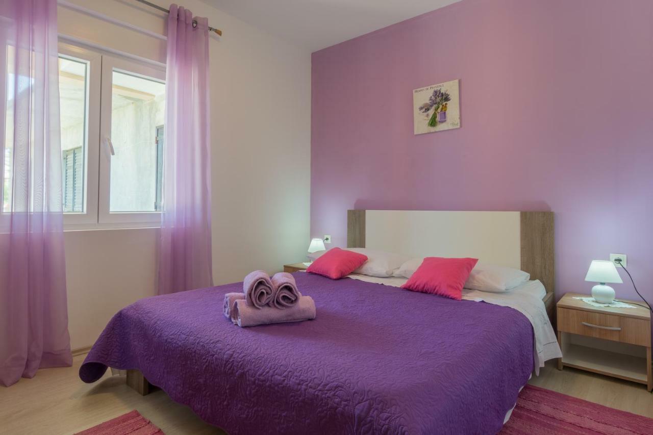 Apartments Lotus Sukošan Eksteriør billede