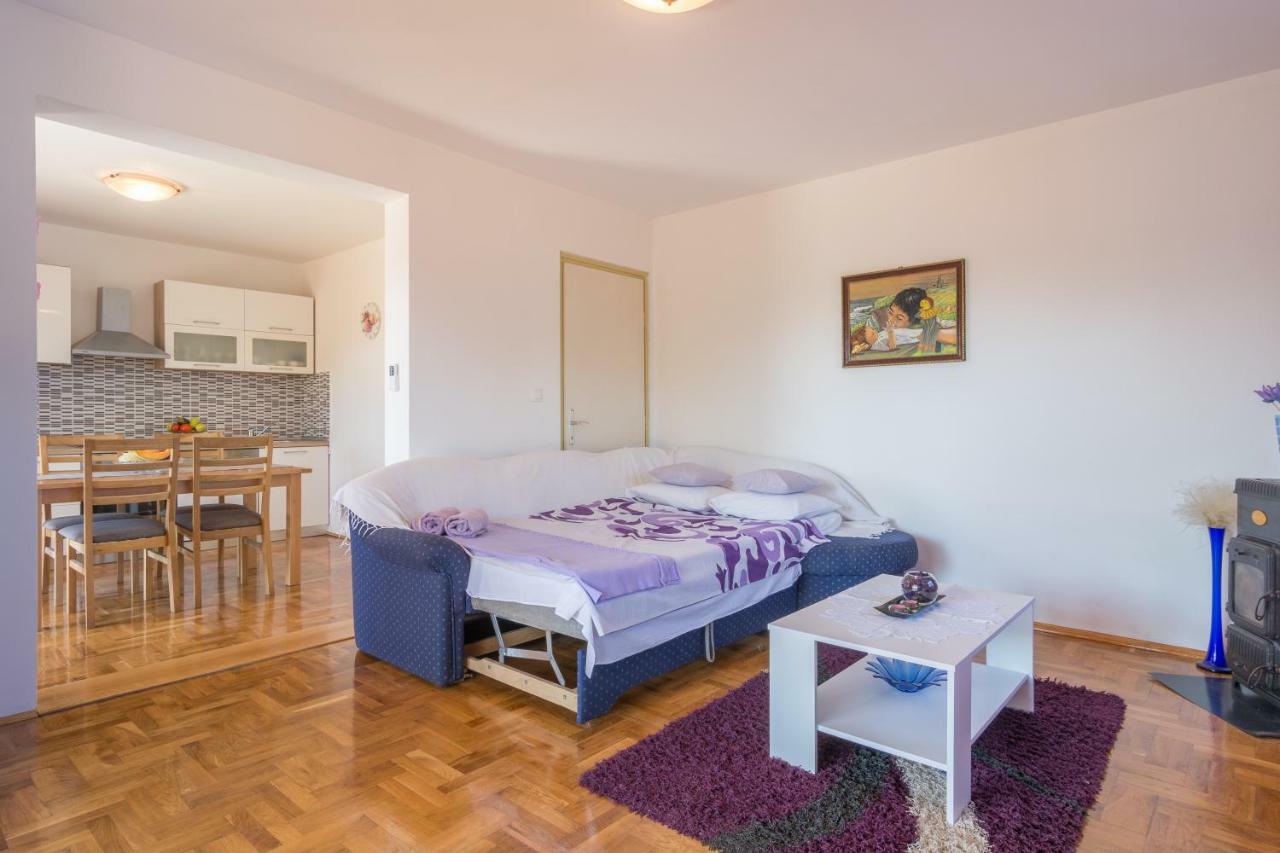 Apartments Lotus Sukošan Eksteriør billede